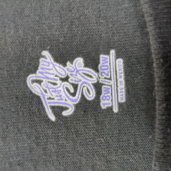 Tank - Picture 2 of 3